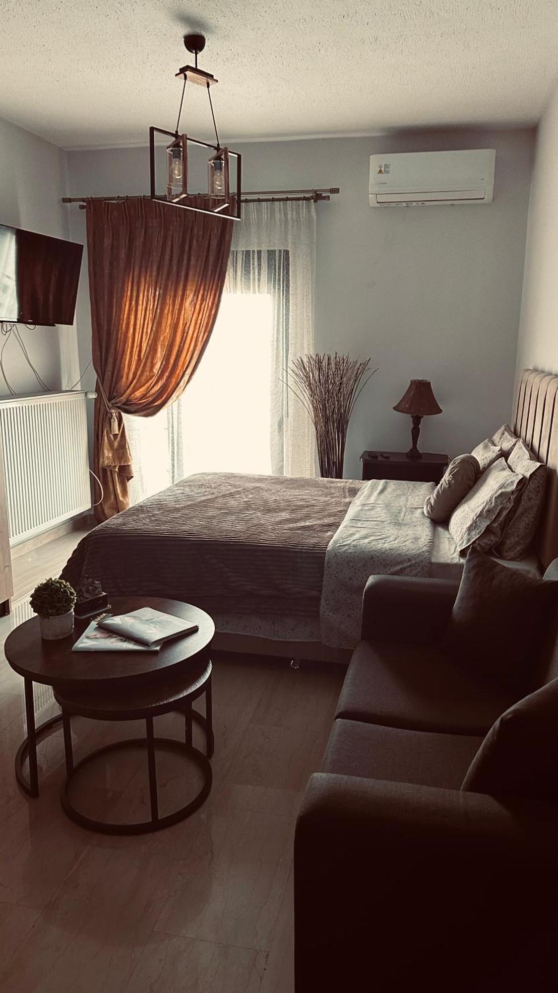 Black Flox Apartment Drama Bagian luar foto